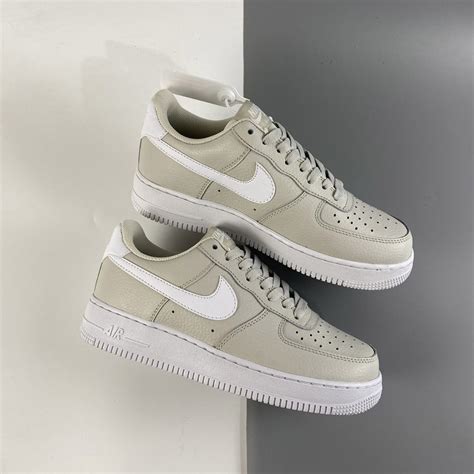 Buy Air Force 1 '07 'Light Bone' 